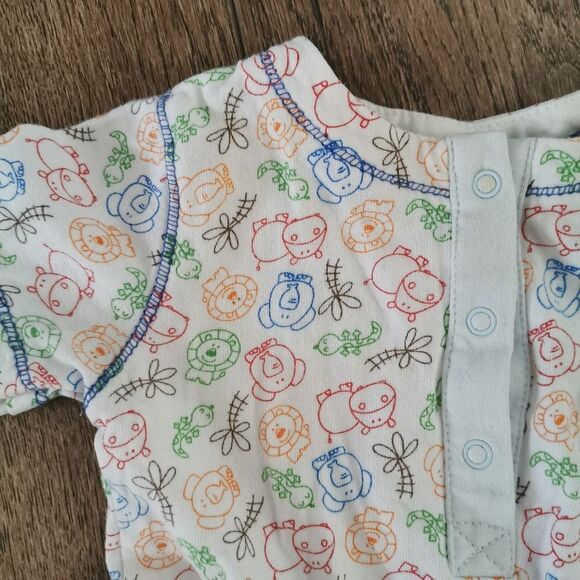 3/$15 Absorba sleeper/romper 3-6 m - Picture 2 of 5